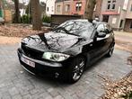 BMW 118d 2.0 EURO 5 M pakket, Auto's, BMW, Euro 5, Zwart, Leder en Stof, Zwart