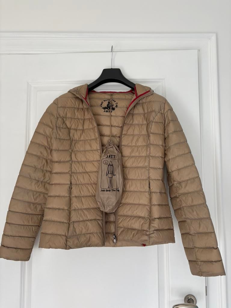 Beige JOTT jasje met capuchon S, Ophalen, Zo goed als nieuw, Beige