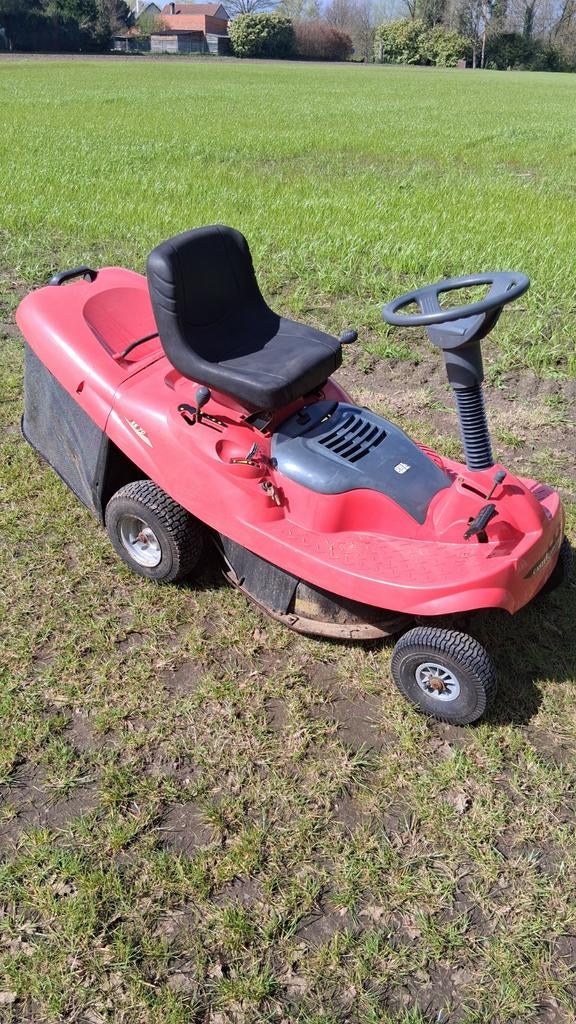 Zitmaaier Castelgarden met werk aan!, Ophalen