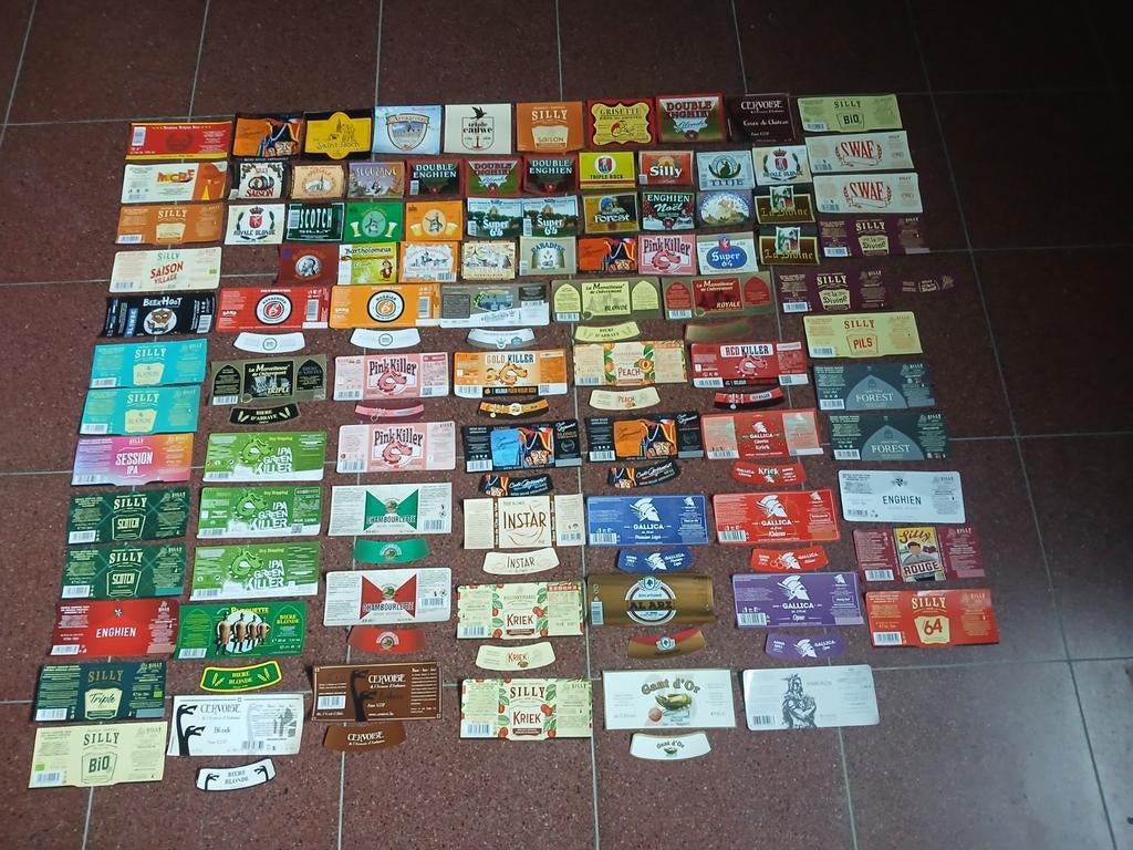 Lot de 91 étiquettes et 26colorettes de la br DE SILLY neuve, Collections, Envoi