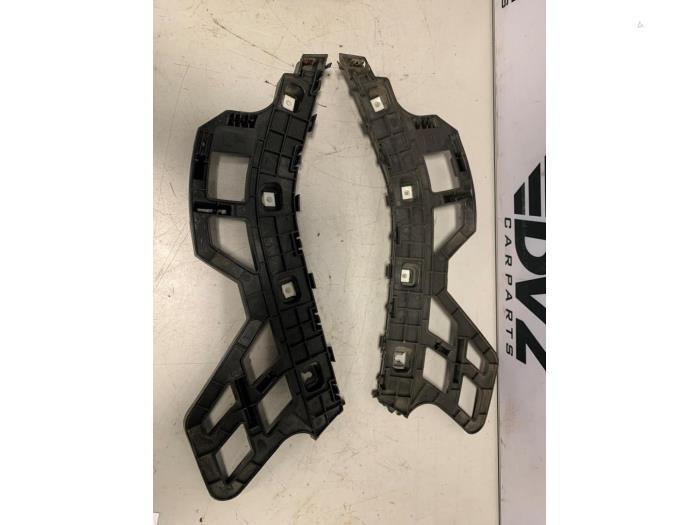 Bumpersteun links-achter van een Kia Pro Ceed, Auto-onderdelen, Carrosserie, Kia, Gebruikt, 3 maanden garantie, Ophalen of Verzenden