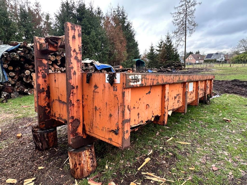 Container voor haakarm., Ophalen