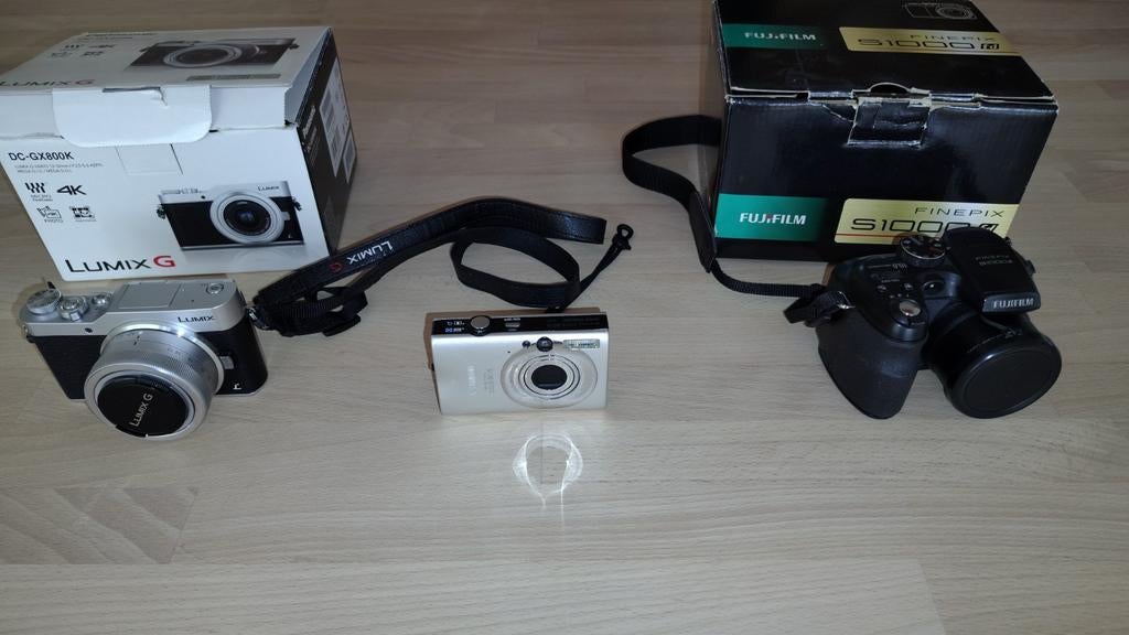 Digitale camera's: Panasonic Lumix, Canon IXus en Fujifilm, Audio, Tv en Foto, Fotocamera's Digitaal, Ophalen of Verzenden, Compact