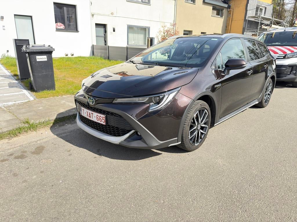 Toyota corolla 1.8 hybried, Bruin, 18000 cc, Break, Hybride Elektrisch/Benzine