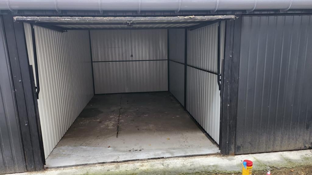Garagebox te huur in Merksem, Immo
