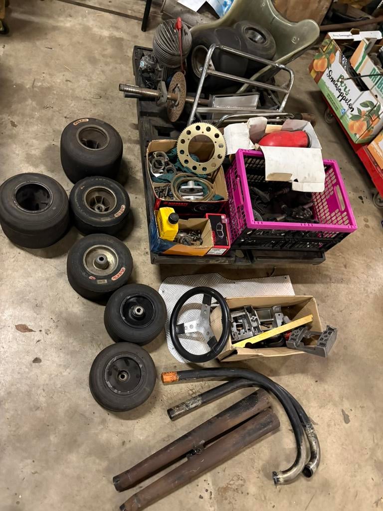 Pièces de kart anciennes restantes - Moteur Parilla TT, Enlèvement, Utilisé, Pièces Kart