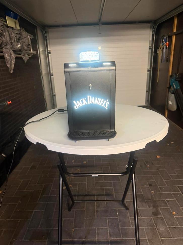 Le premier pas de Jack Daniels, Collections, Marques & Objets publicitaires, Comme neuf, Ustensile, Enlèvement