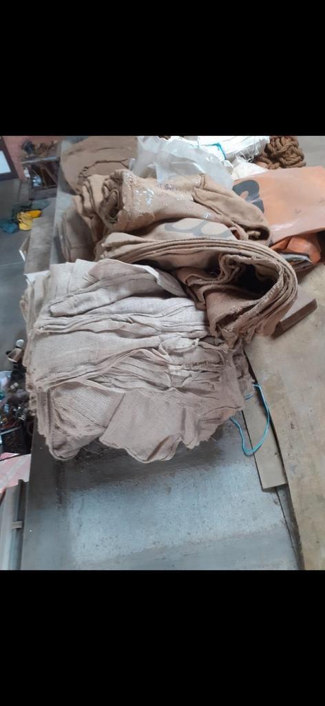 Jutte zakken Gratis tel: 0495138168, Enlèvement