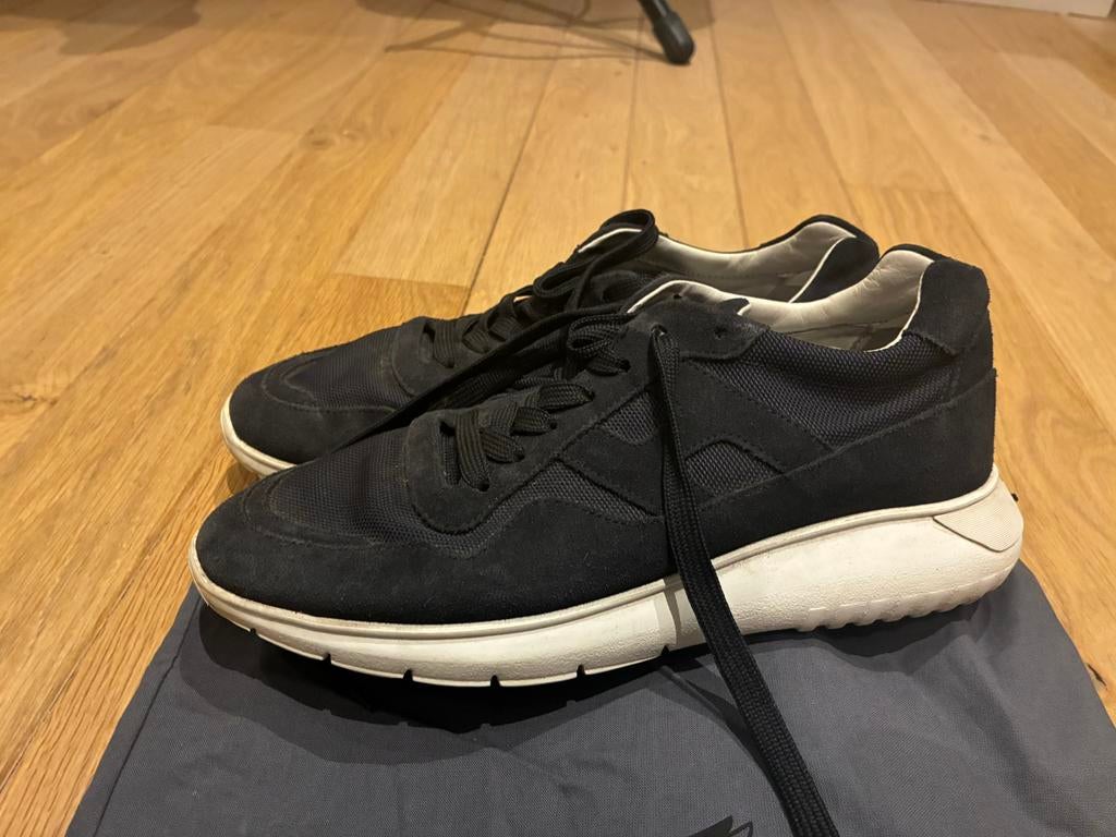 Hogan (42,5), Blauw, Ophalen of Verzenden, Zo goed als nieuw, Sneakers