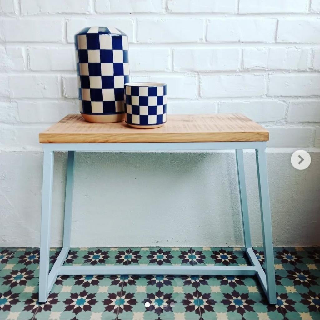 Handgesmede kruk, Ophalen, Zo goed als nieuw, Hout, Scandinavisch  industrieel