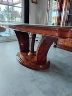 Mooie eetplaats notelaar, Huis en Inrichting, Ophalen