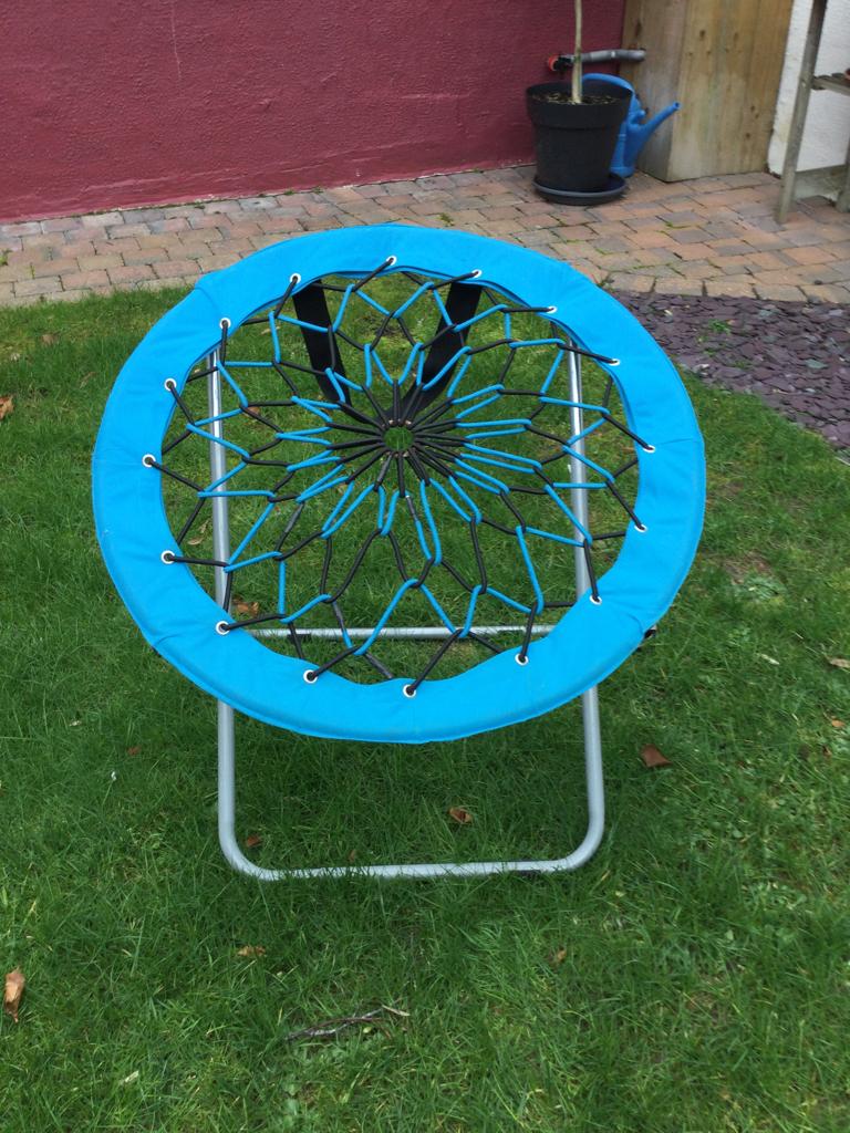 Chaise de jardin ou terrasse en forme de trampoline, Jardin & Terrasse, Chaises de jardin, Enlèvement, Comme neuf, Aluminium, Pliant
