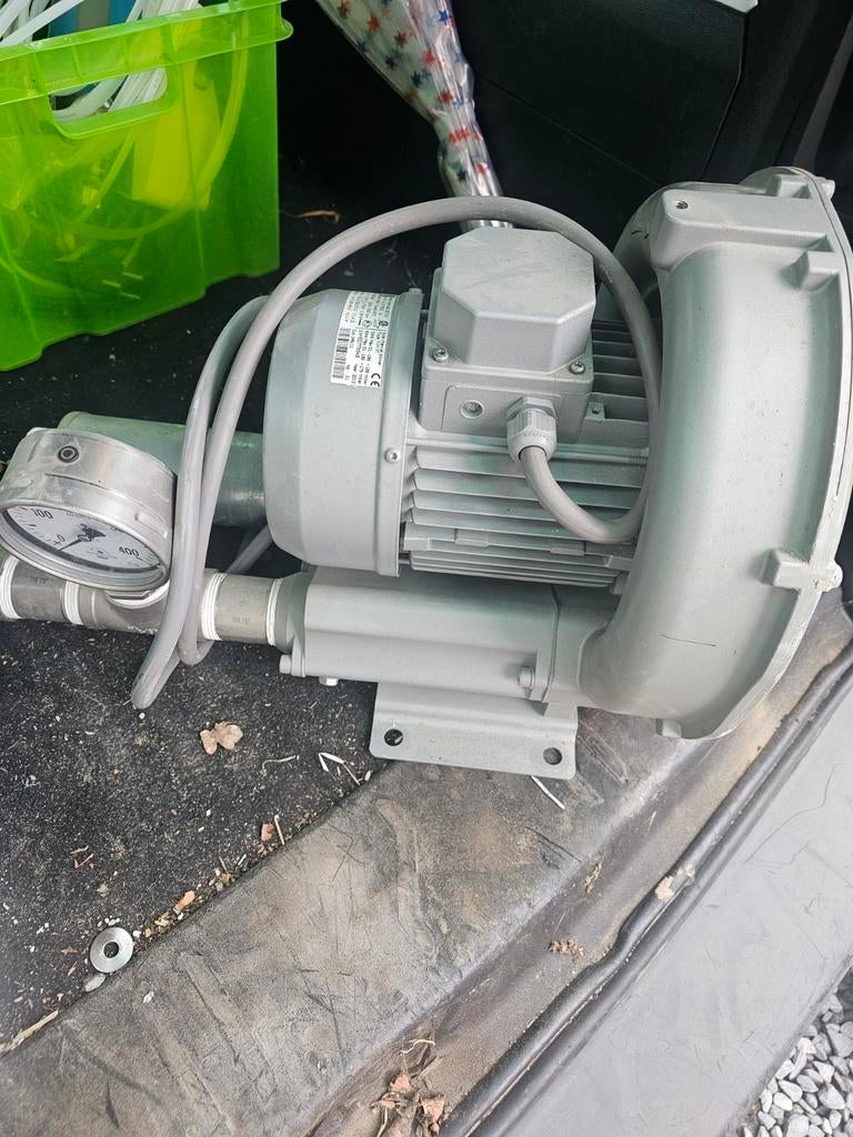 Pomp voor zwembad installatie, Ophalen