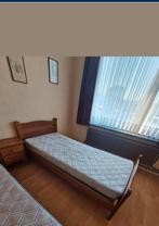 Massief eiken 1 persoonsbed met nachtkastje, Enlèvement