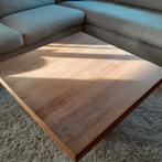 Belle table basse en teck massif sur un pied central, Maison & Meubles, Enlèvement