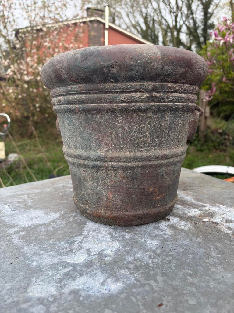 Antieke tuinvaas, Ophalen, Gebruikt