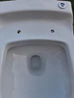 WC suspendu avec broyeur incorporé, Bricolage & Construction, Sanitaire, Enlèvement