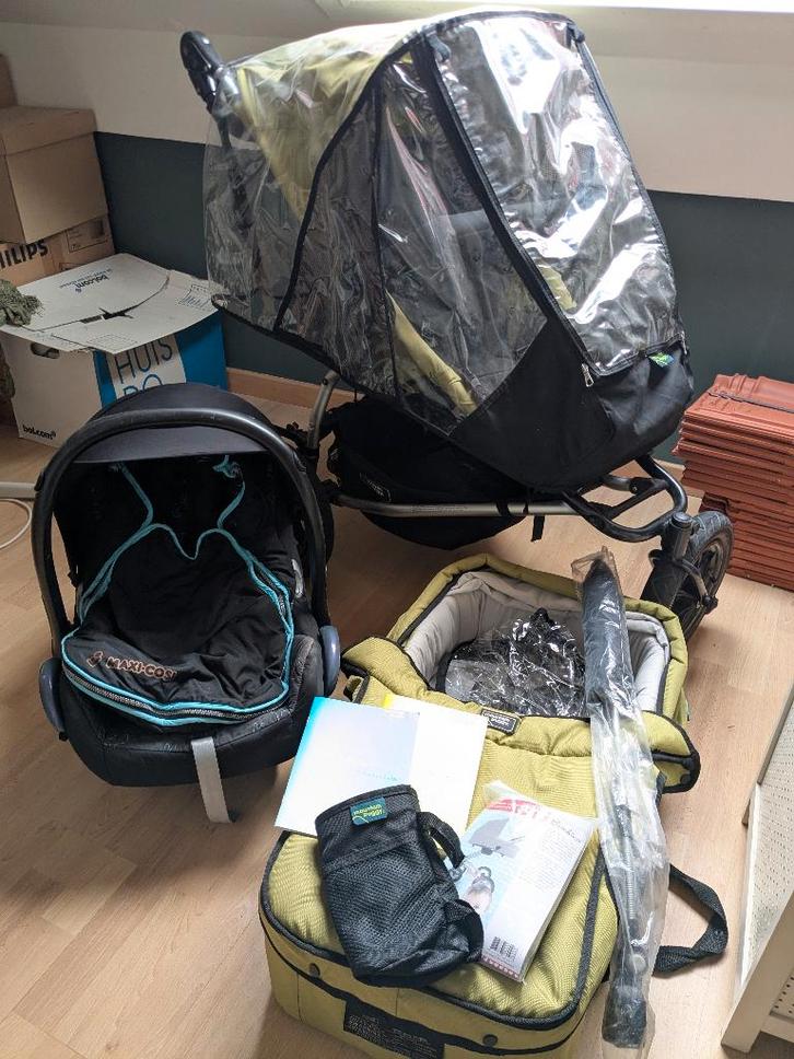 Mountain Buggy Urban Jungle + Maxi Cosi + extra's, Kinderen en Baby's, Buggy's, Gebruikt, Overige merken, Regenhoes, Verstelbare rugleuning