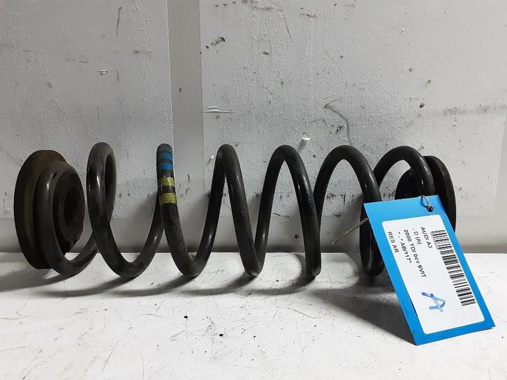 RESSORT DE SUSPENSION ARRIERE Audi A3 (8P1), Autos : Pièces & Accessoires, Suspension & Châssis, Audi, Utilisé