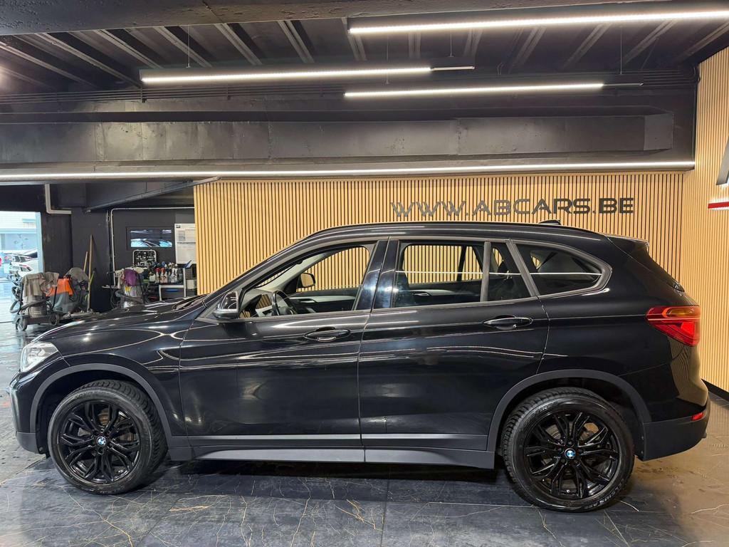 BMW X1 1.5 d sDrive16 * Garantie 12 Mois * SPORT *, Auto's, X1, 118 g/km, Stof, Gebruikt