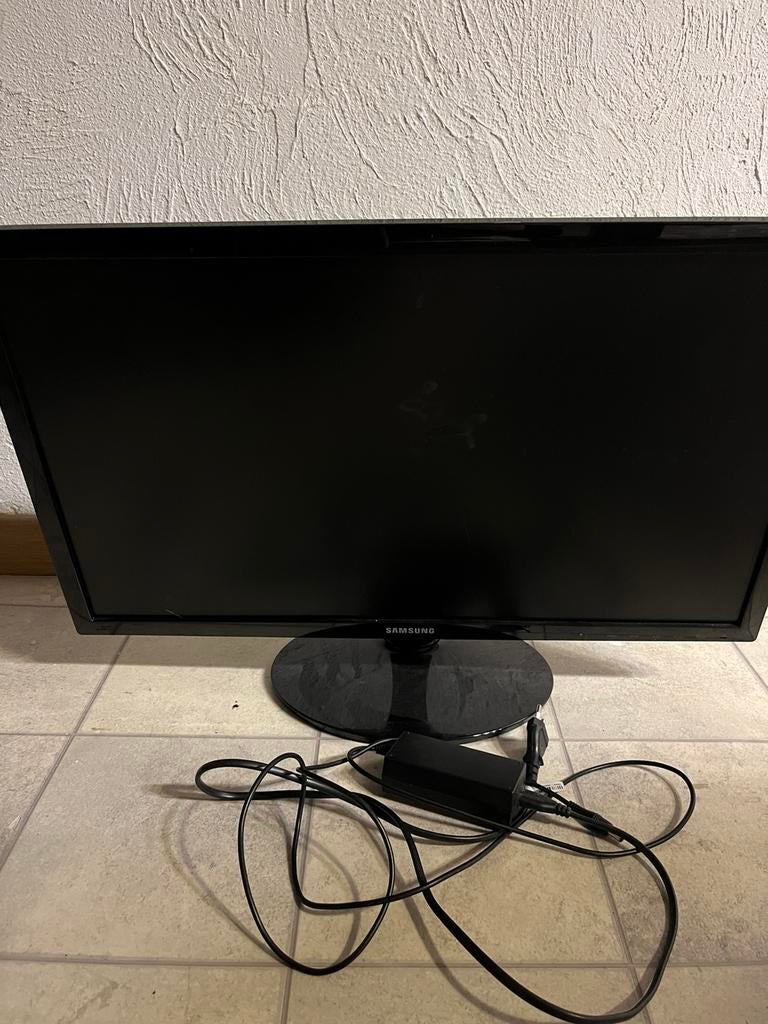 Samsung scherm, Informatique & Logiciels, Moniteurs, Comme neuf, 60 Hz ou moins, HDMI, Gaming, TN, HD, Enlèvement