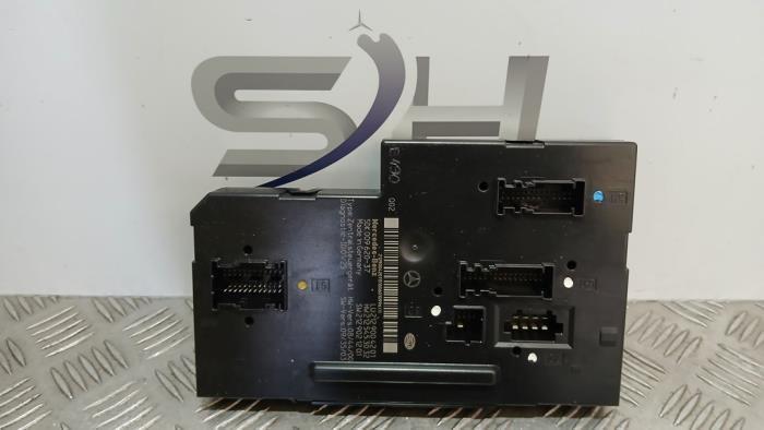 Zekeringkast van een Mercedes E-Klasse, Auto-onderdelen, Elektronica en Kabels, Mercedes-Benz, Gebruikt, Ophalen of Verzenden