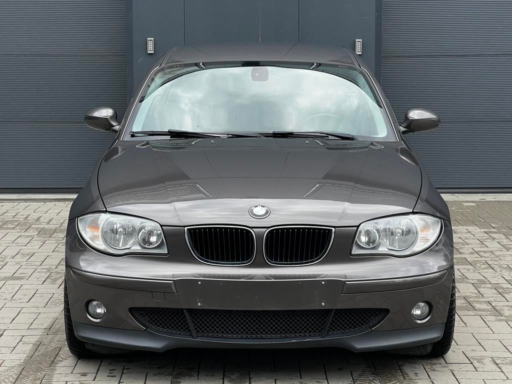 Bmw 118d m47 // cruis // airco // park sensoren, Auto's, Parkeersensor, Bedrijf, Euro 4, Stadsauto
