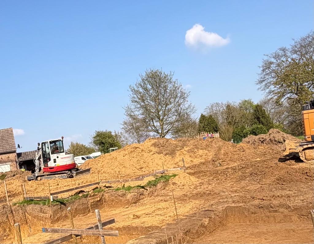 Terre à donner, Jardin & Terrasse, Enlèvement, Autres types