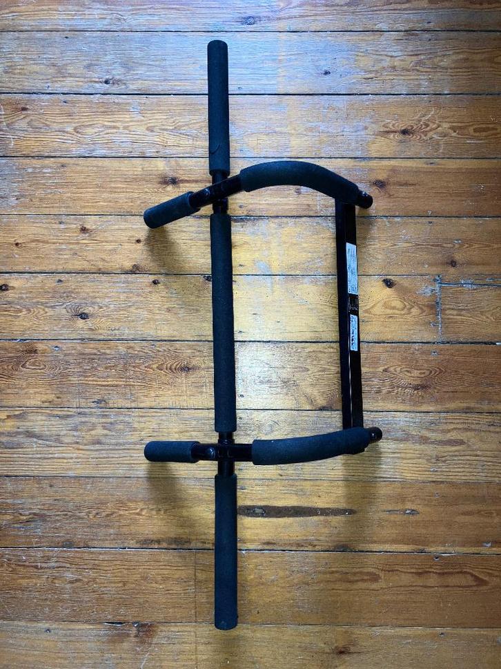 Barre de traction Domyos, Sports & Fitness, Équipement de fitness, Utilisé, Barre de traction, Bras, Pectoraux, Abdominaux, Enlèvement