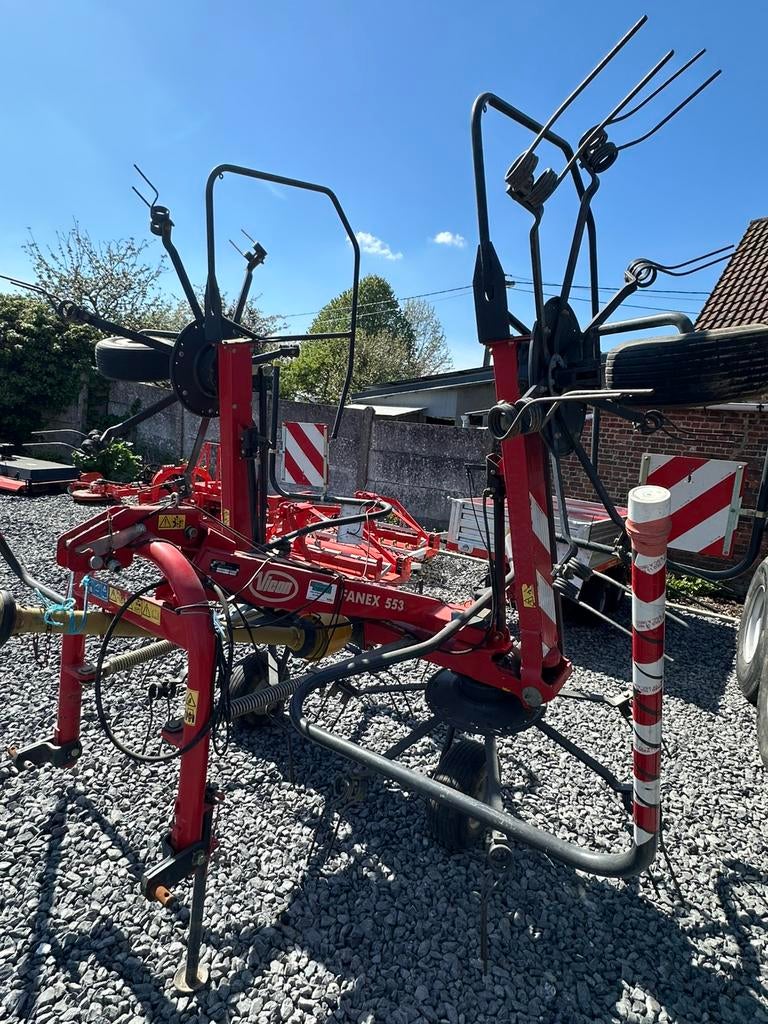 VICON FANEX 553 SCHUDDER, Zakelijke goederen, Ophalen