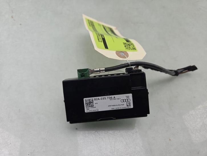 AUX/USB POORT Audi S3 Sportback (8YA) (|82A035736A|), Auto-onderdelen, Overige Auto-onderdelen, Audi, Gebruikt