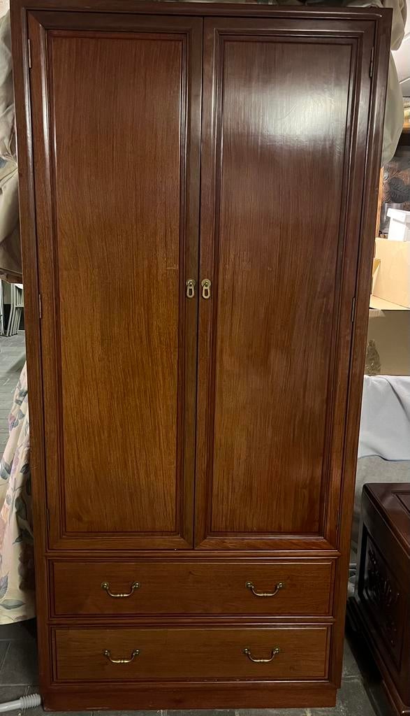 Antieken chinese kast, Enlèvement