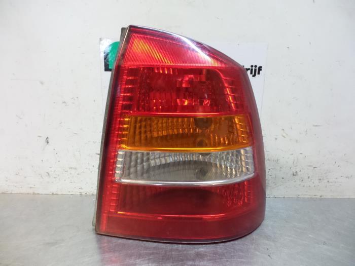 Feu arrière droit d'un Opel Astra (Astra G 98-), Autos : Pièces & Accessoires, Éclairage, Opel, Utilisé, 3 mois de garantie, Enlèvement ou Envoi