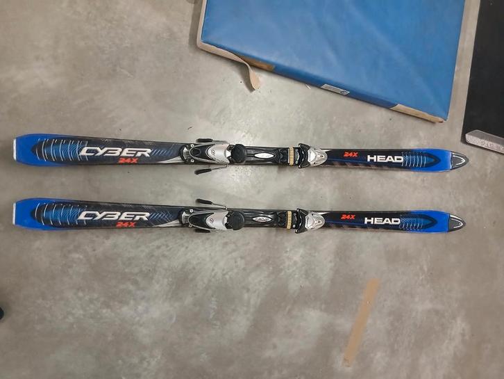 HEAD Cyber 24X ski’s – met bindingen, Sport en Fitness, Skiën en Langlaufen, Ski, Head, Ophalen