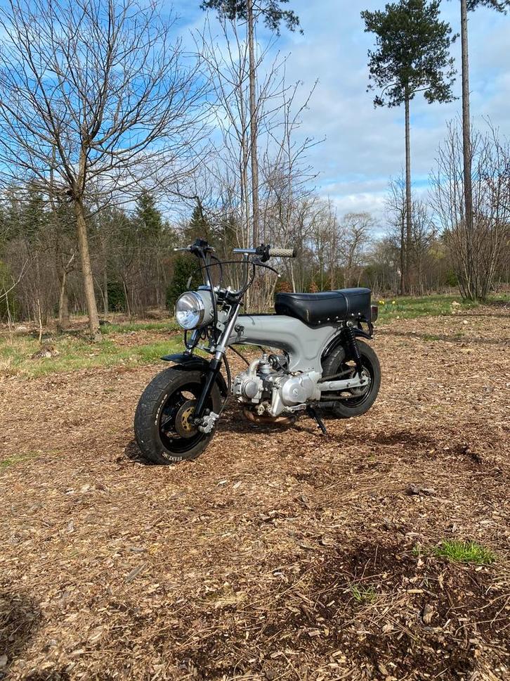 Honda dax skyteam b-klasse, Fietsen en Brommers, Brommers | Honda, Gebruikt, Klasse B (45 km/u), Ophalen