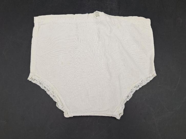 oude witte poppen onderbroek, jaren 60, Collections, Poupées, Comme neuf, Vêtements, Enlèvement ou Envoi
