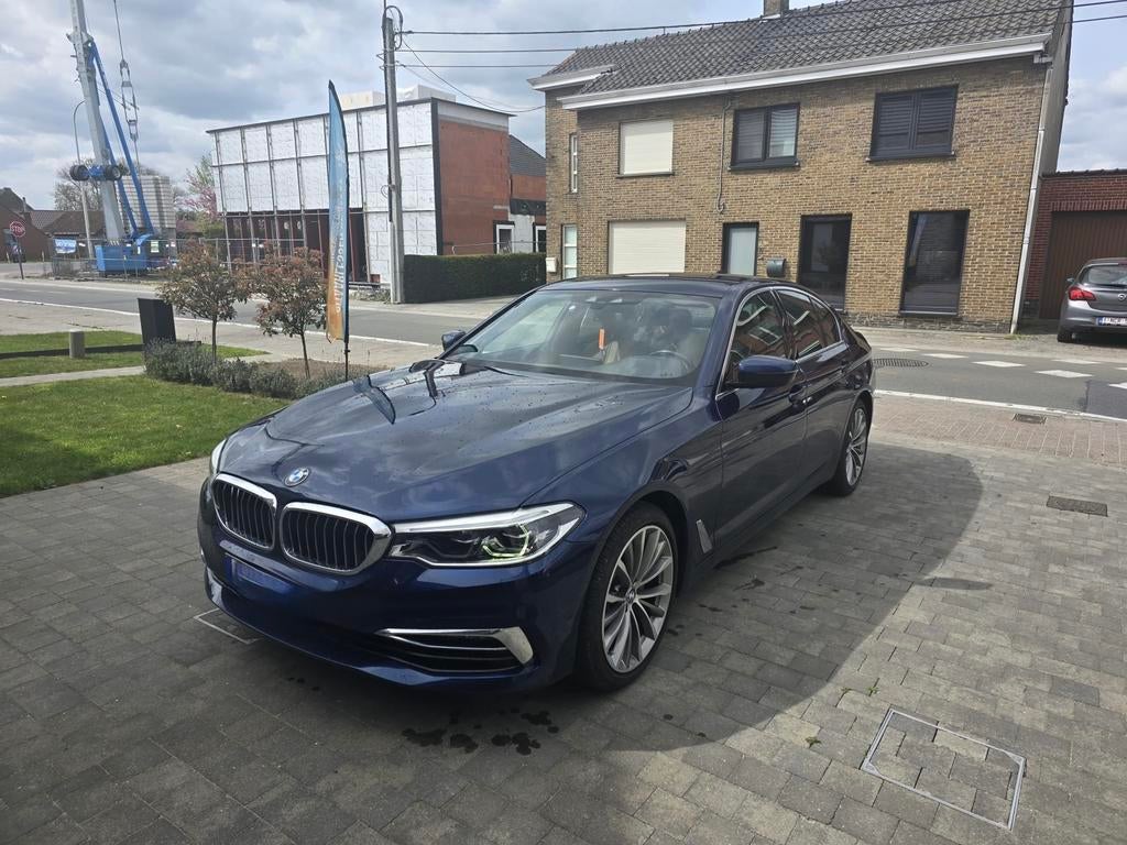 BMW 520 Automatic 2018 en excellent état, Autos, Cuir, Euro 6, Entretenue par le concessionnaire, 5 portes