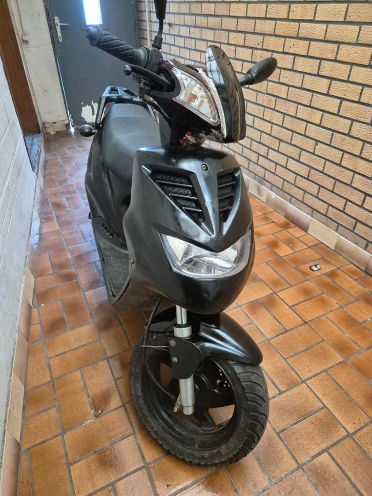 Generic cracker 50cc A klasse, Fietsen en Brommers, Scooters | Peugeot, Ophalen