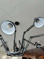 Industriële hanglamp 8 lichts, Ophalen