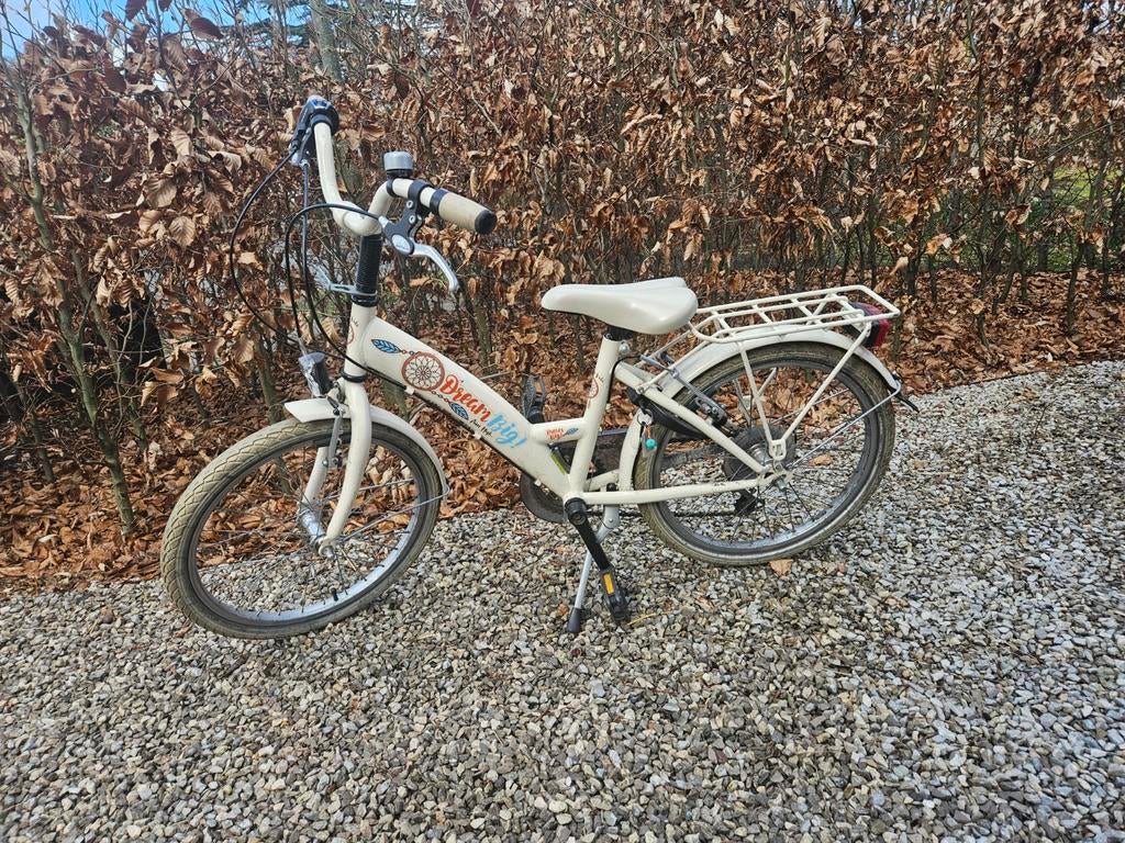 Meisjesfiets, Ophalen