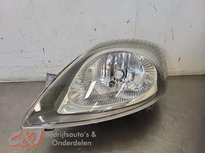 Phare gauche d'un Renault Trafic, Autos : Pièces & Accessoires, Renault, -, 3 mois de garantie, Utilisé