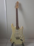 Stratocaster Vintage v6 icon distressed, Muziek en Instrumenten, Snaarinstrumenten | Gitaren | Elektrisch, Ophalen, Zo goed als nieuw