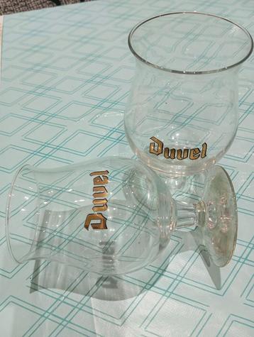 2x duvel glas beschikbaar voor biedingen