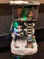 Schitterend muzikaal Kerstbeeldje met verlichting "boomstam", Diversen, Ophalen of Verzenden, Nieuw