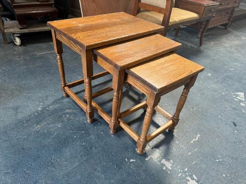 Lot de 3 tables gigognes en bois massif, Huis en Inrichting, Tafels | Statafels, Zo goed als nieuw, Ophalen of Verzenden