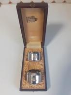 Ronds de serviette, Envoi