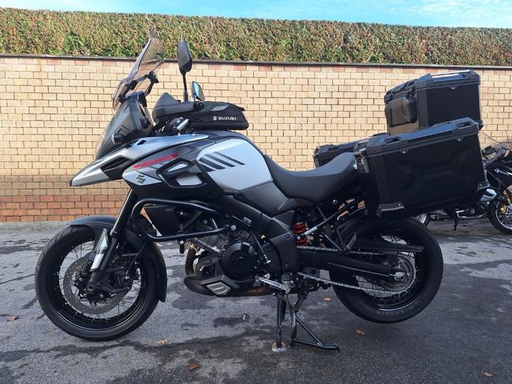 Suzuki DL 1000 V-strom in nieuwstaat met garantie, Motoren, Motoren | Suzuki, Bedrijf, Enduro, meer dan 35 kW, 2 cilinders, Motorrijbewijs A