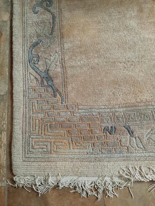 Tibetaans wollen tapijt met exclusieve afbeeldingen., Antiek en Kunst, Antiek | Tapijten, Tafelkleden en Textiel, Ophalen
