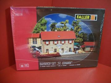 Set FALLER Station, goederenloods, fietsen...  H0 - 1:87 beschikbaar voor biedingen