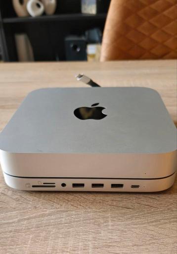 Apple Mac Mini M1 (2020) 16gb / 512gb SSD + Satechi dock/Hub